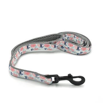 dog leash with blue crabs, seashells, and pink corals with light grey padded handles