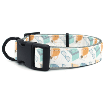 dog collar with book themed pattern and black hardware